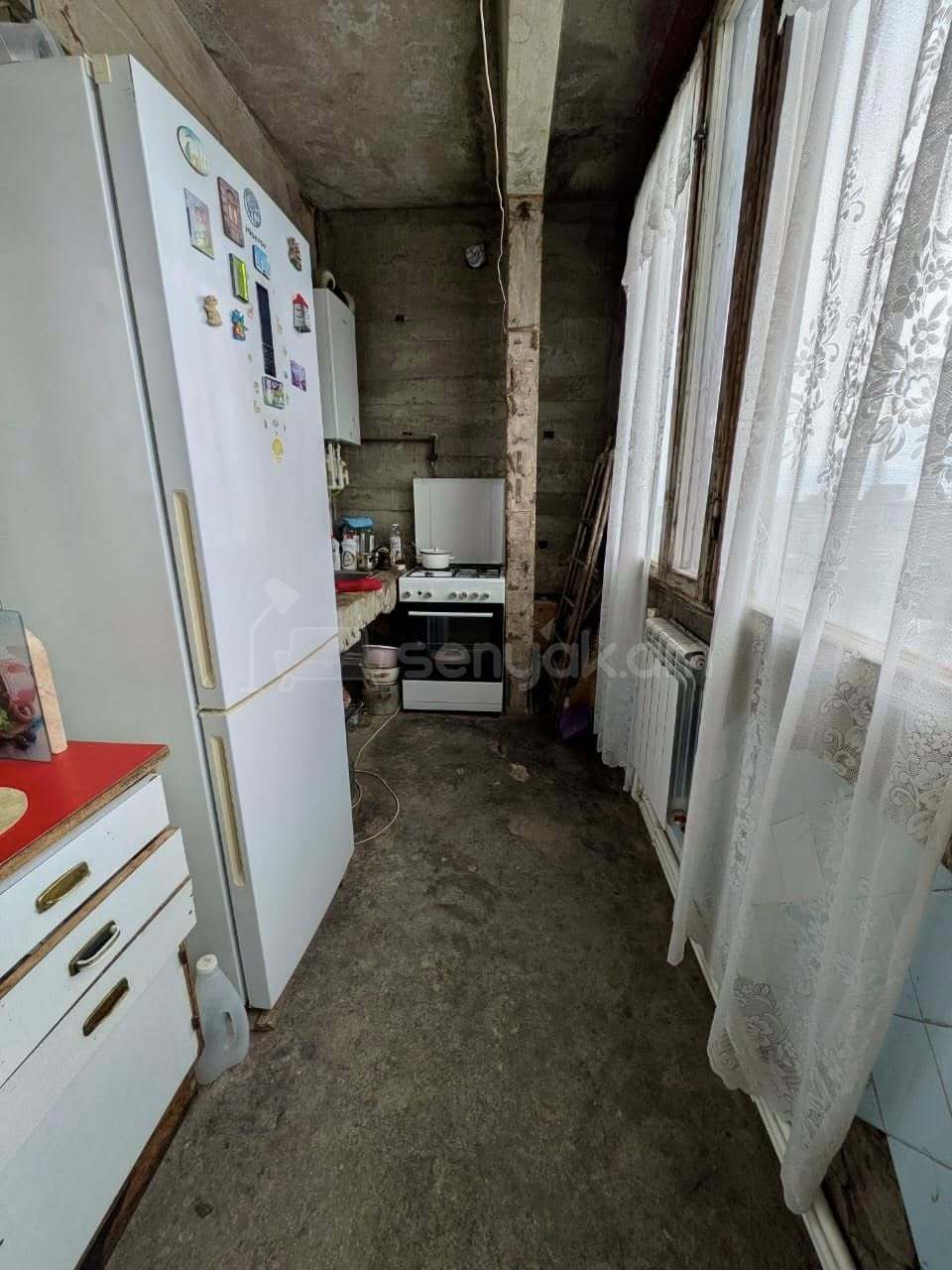 3 Սենյականոց Բնակարան Քարե Շենքում, 60քմ, 5/5 հարկ, Զրոյական Վիճակում