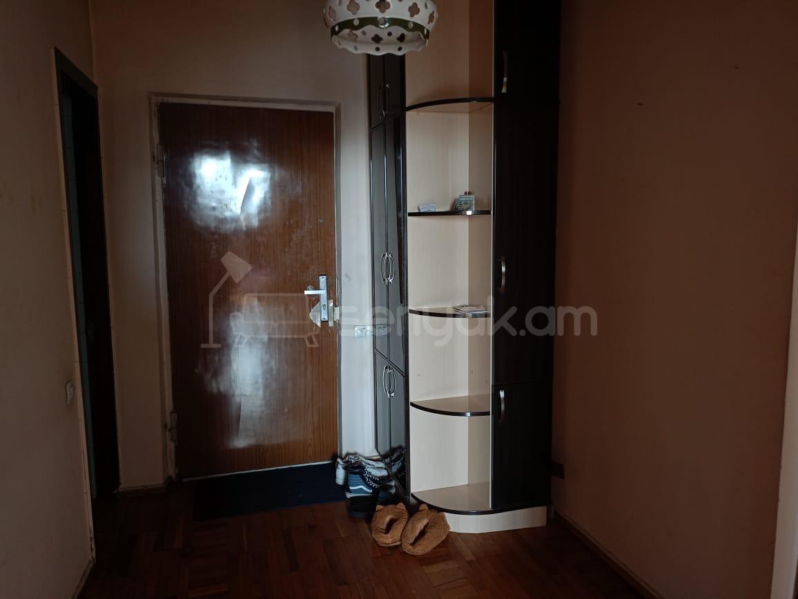 1 Սենյականոց Բնակարան, 60քմ, 6/8 հարկ, Կապիտալ Վերանորոգված, Կահավորված, Արևկող