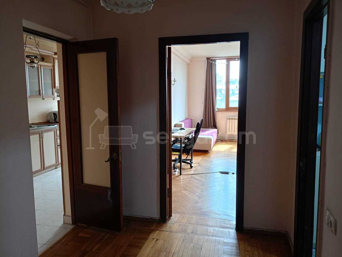 1 Սենյականոց Բնակարան, 60քմ, 6/8 հարկ, Կապիտալ Վերանորոգված, Կահավորված, Արևկող