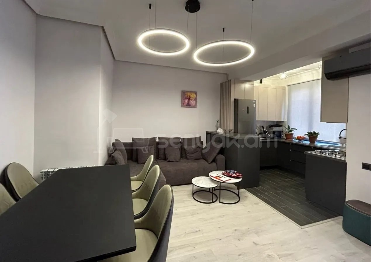 2 Սենյականոց Բնակարան Նորակառույցում, 55քմ, 8/15 հարկ, Կապիտալ Վերանորոգված, Կահավորված, Արևկող