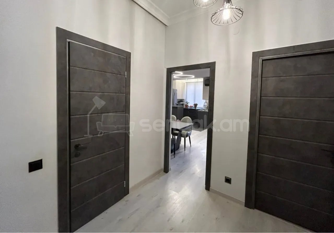 2 Սենյականոց Բնակարան Նորակառույցում, 55քմ, 8/15 հարկ, Կապիտալ Վերանորոգված, Կահավորված, Արևկող