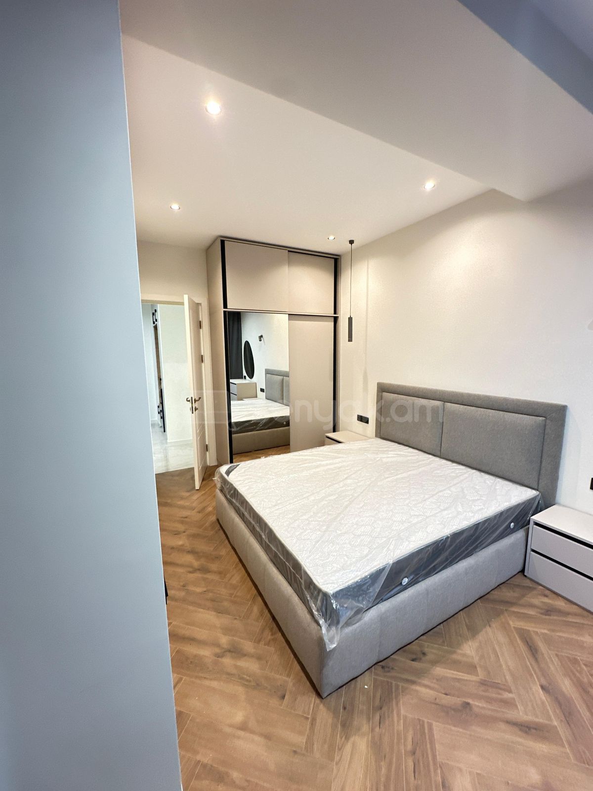 2 Սենյականոց Բնակարան Նորակառույցում, 52քմ, 7/16 հարկ, Դիզայներական Վերանորոգված, Կահավորված