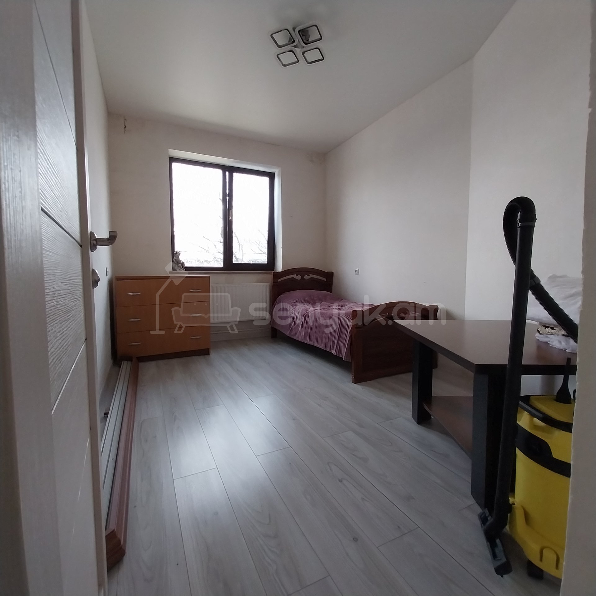 4 Սենյականոց Սեփական Տուն, 109քմ, Կապիտալ Վերանորոգված