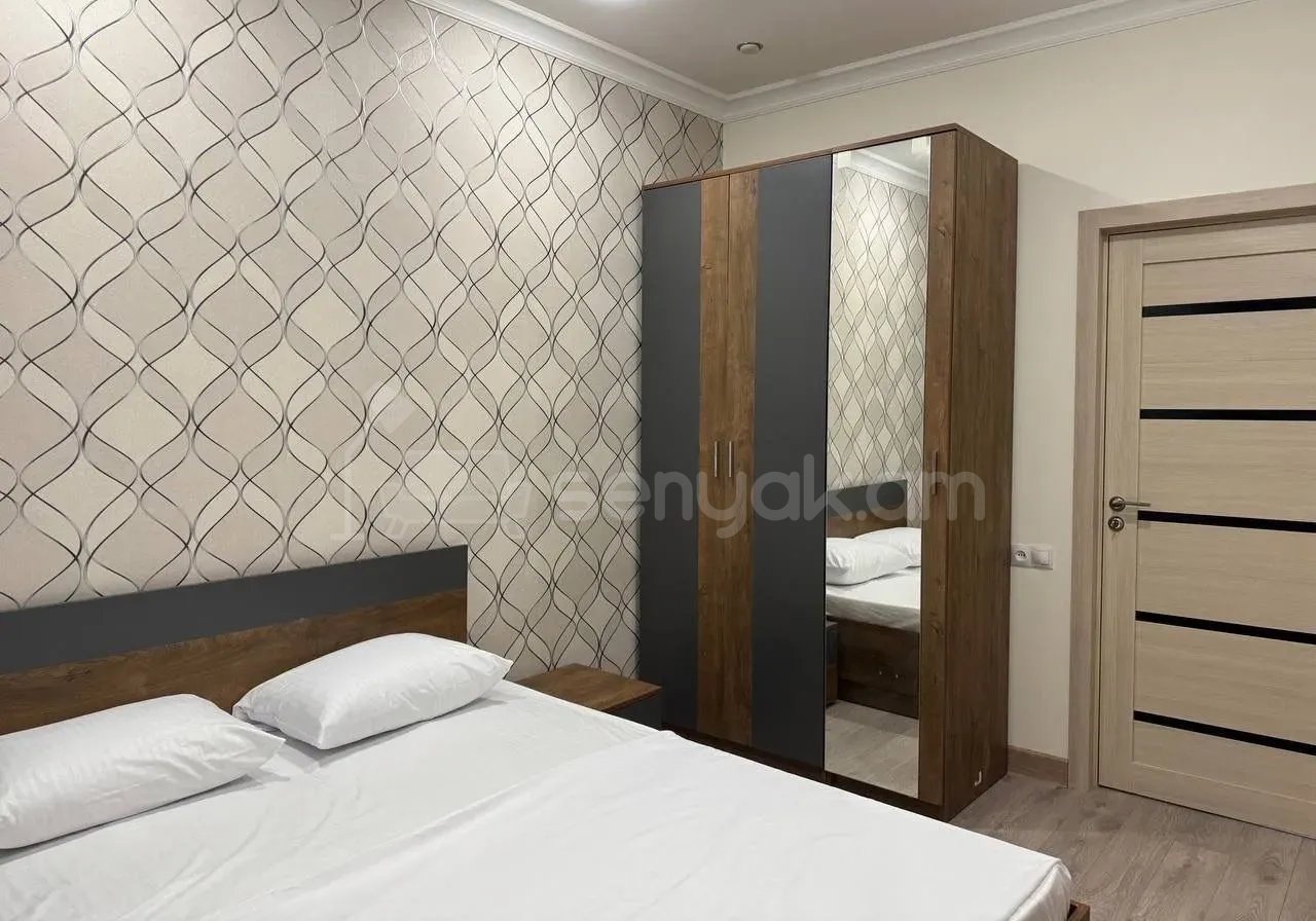 5 Սենյականոց Շքեղ Առանձնատուն, 240քմ, Լողավազանով, Ավտոտնակով