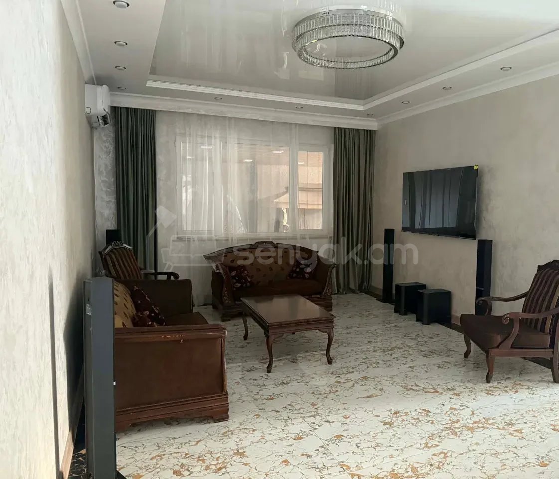 5 Սենյականոց Շքեղ Առանձնատուն, 240քմ, Լողավազանով, Ավտոտնակով