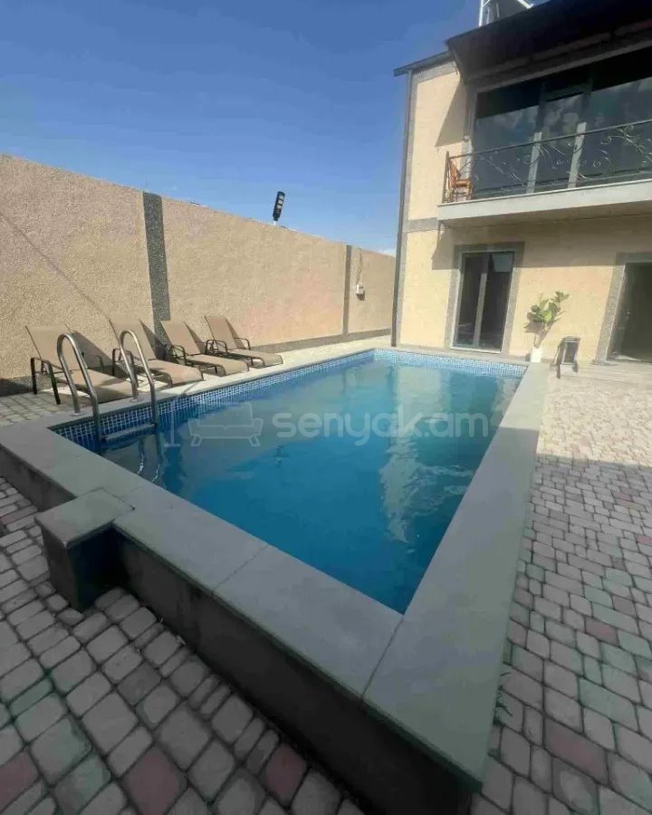 5 Սենյականոց Շքեղ Առանձնատուն, 240քմ, Լողավազանով, Ավտոտնակով