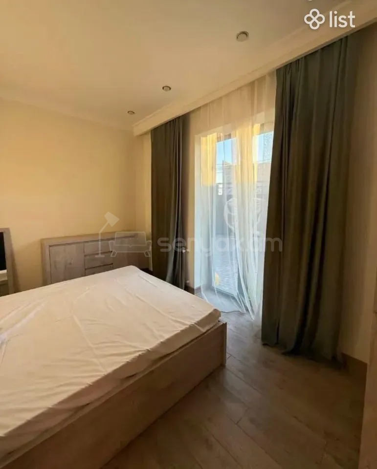 5 Սենյականոց Շքեղ Առանձնատուն, 240քմ, Լողավազանով, Ավտոտնակով