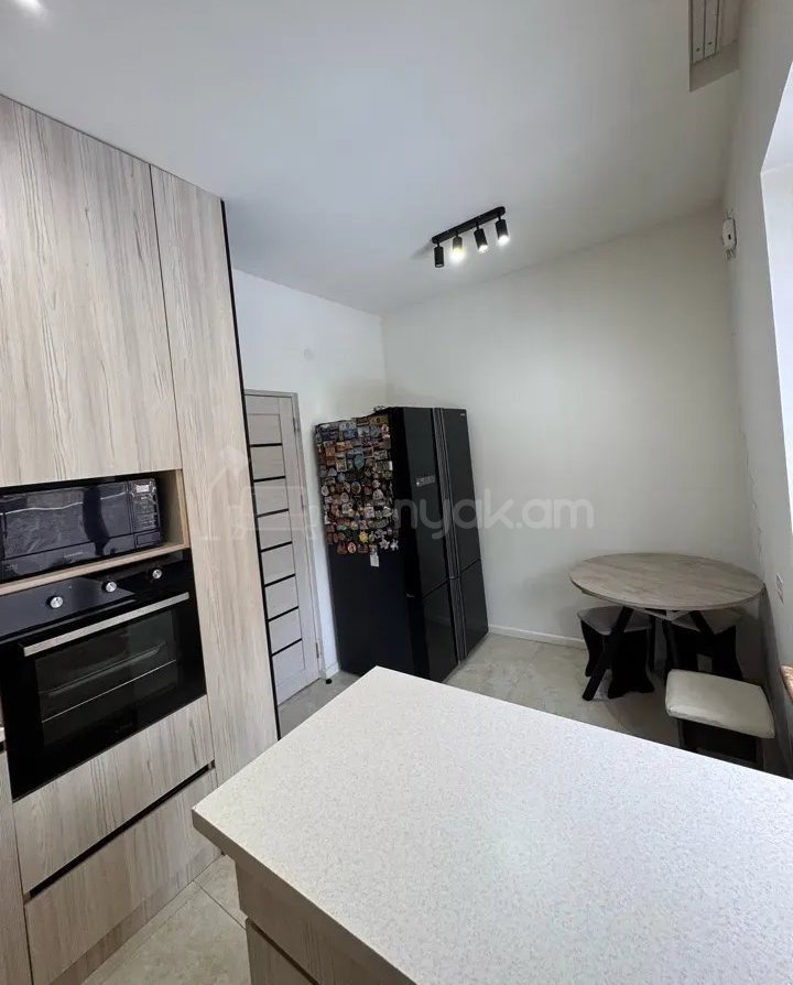 4 Սենյականոց Շքեղ Առանձնատուն, 90քմ