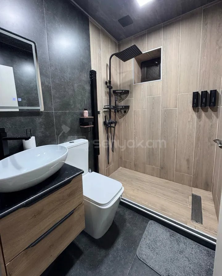 4 Սենյականոց Շքեղ Առանձնատուն, 90քմ