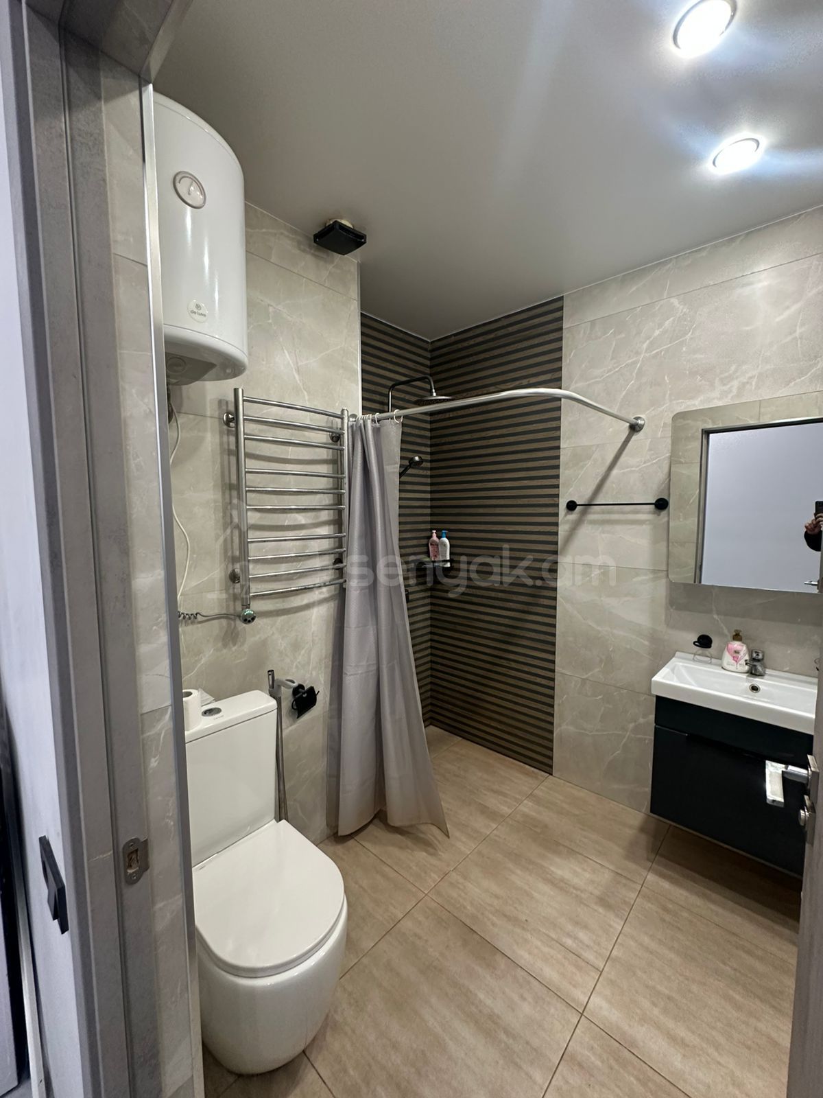 3 Սենյականոց Բնակարան Նորակառույցում, 130քմ, 13/14 հարկ, Կապիտալ Վերանորոգված