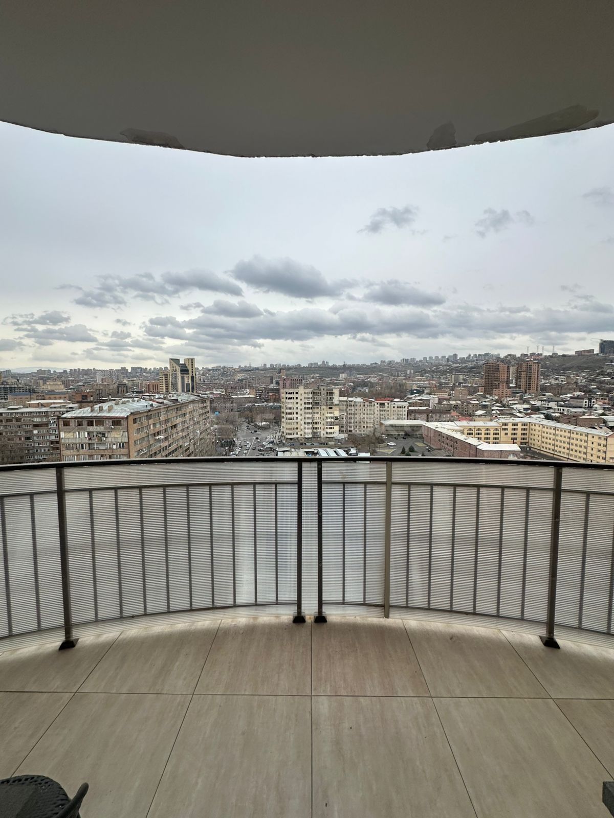 3 Սենյականոց Բնակարան Նորակառույցում, 130քմ, 13/14 հարկ, Կապիտալ Վերանորոգված