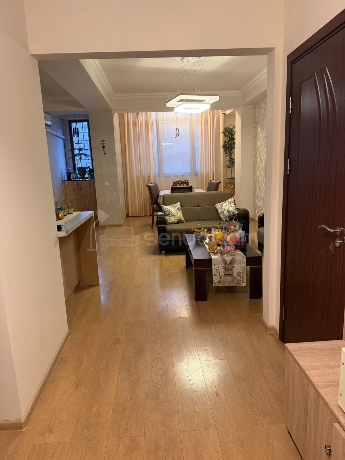 3 Սենյականոց Բնակարան, 92քմ, 1/6 հարկ, Կապիտալ Վերանորոգված