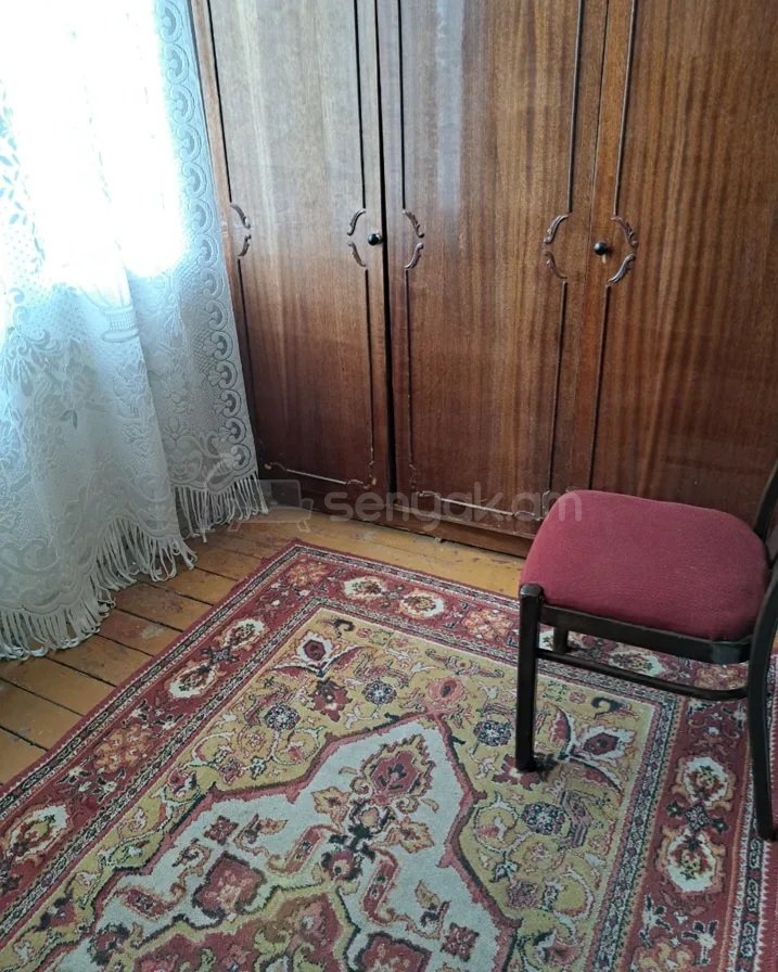 1 Սենյականոց Բնակարան, 37քմ, 3/5 հարկ, Պետական Վիճակում, Կահավորված