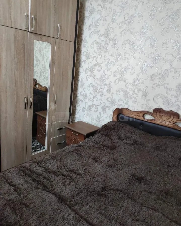 1 Սենյականոց Բնակարան Քարե Շենքում, 50քմ, 5/5 հարկ, Դիզայներական Վերանորոգված, Կահավորված