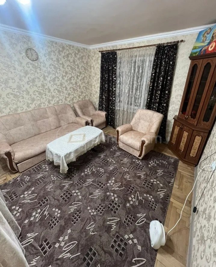 1 Սենյականոց Բնակարան Քարե Շենքում, 50քմ, 5/5 հարկ, Դիզայներական Վերանորոգված, Կահավորված