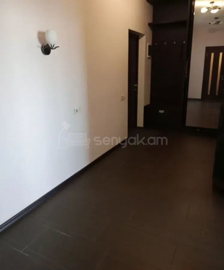 1 Սենյականոց Բնակարան, 40քմ, 7/12 հարկ, Դիզայներական Վերանորոգված, Կահավորված