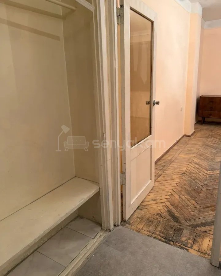 2 Սենյականոց Բնակարան, 66քմ, 5/12 հարկ, Կոսմետիկ Վերանորոգված, Մասամբ Կահավորված