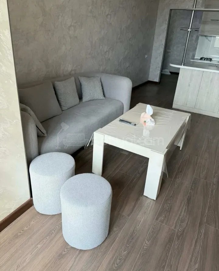 2 Սենյականոց Բնակարան Նորակառույցում, 55քմ, 13/15 հարկ, Դիզայներական Վերանորոգված, Կահավորված