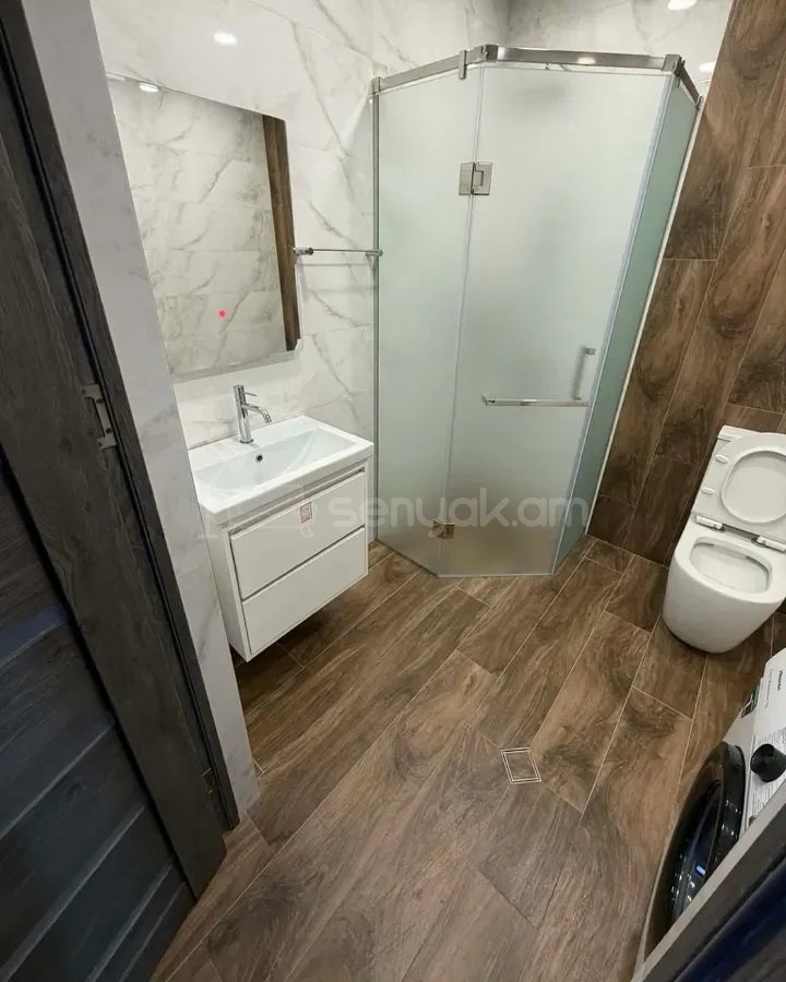 2 Սենյականոց Բնակարան Նորակառույցում, 55քմ, 13/15 հարկ, Դիզայներական Վերանորոգված, Կահավորված