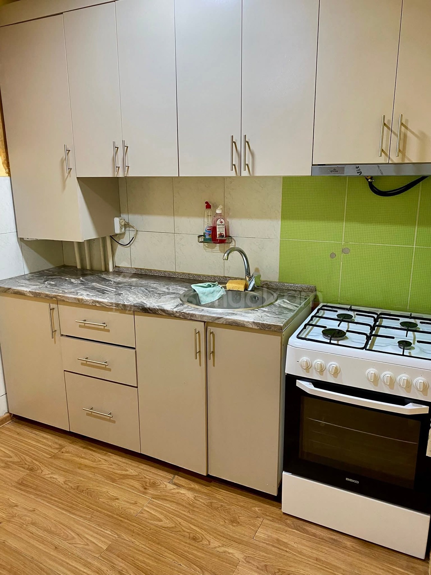 3 Սենյականոց Սեփական Տուն, 90քմ, Նորմալ Վիճակում, Կահավորված