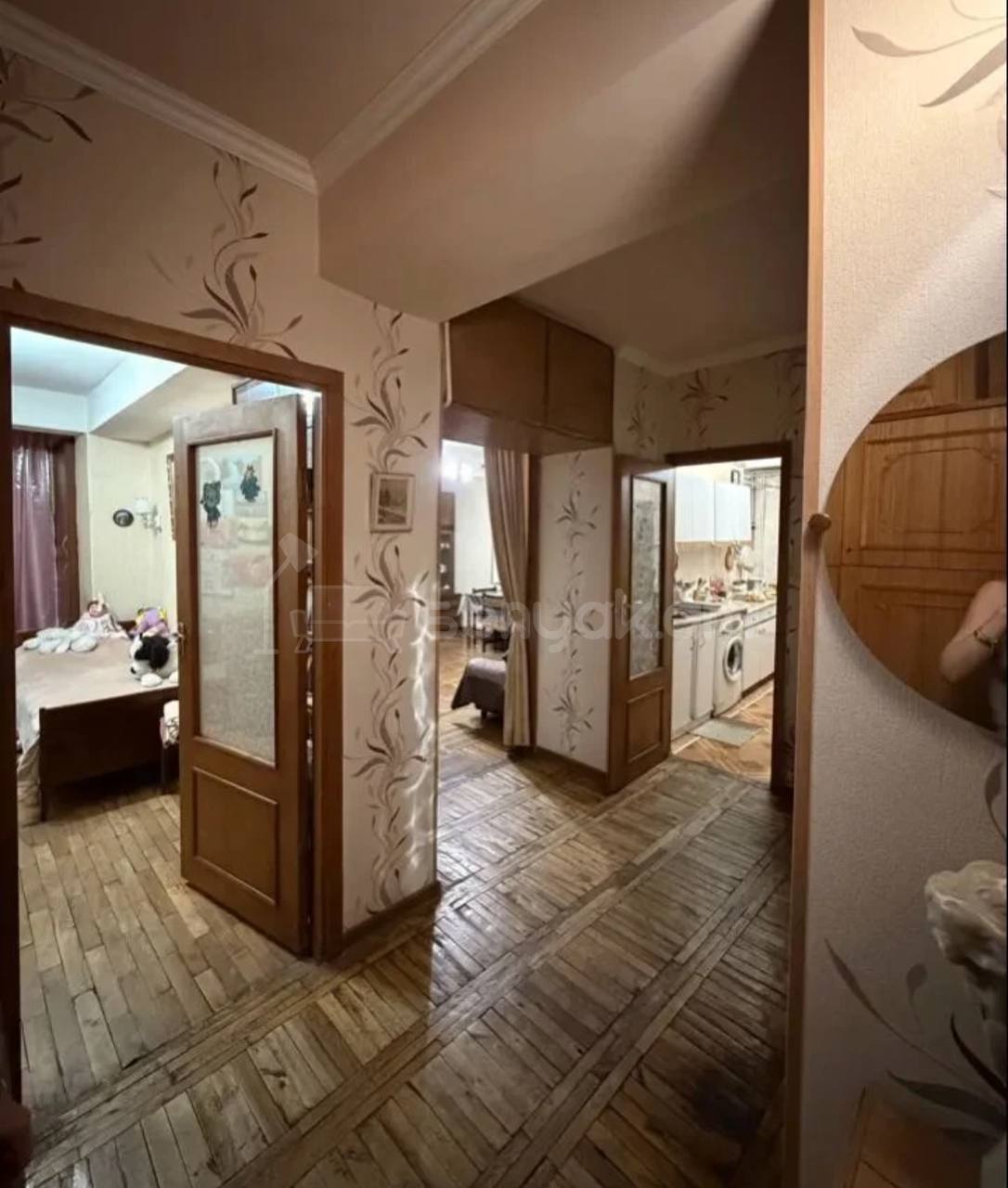 3 Սենյականոց Բնակարան, 82քմ, 9/14 հարկ, Նորմալ Վիճակում, Կահավորված, Արևկող