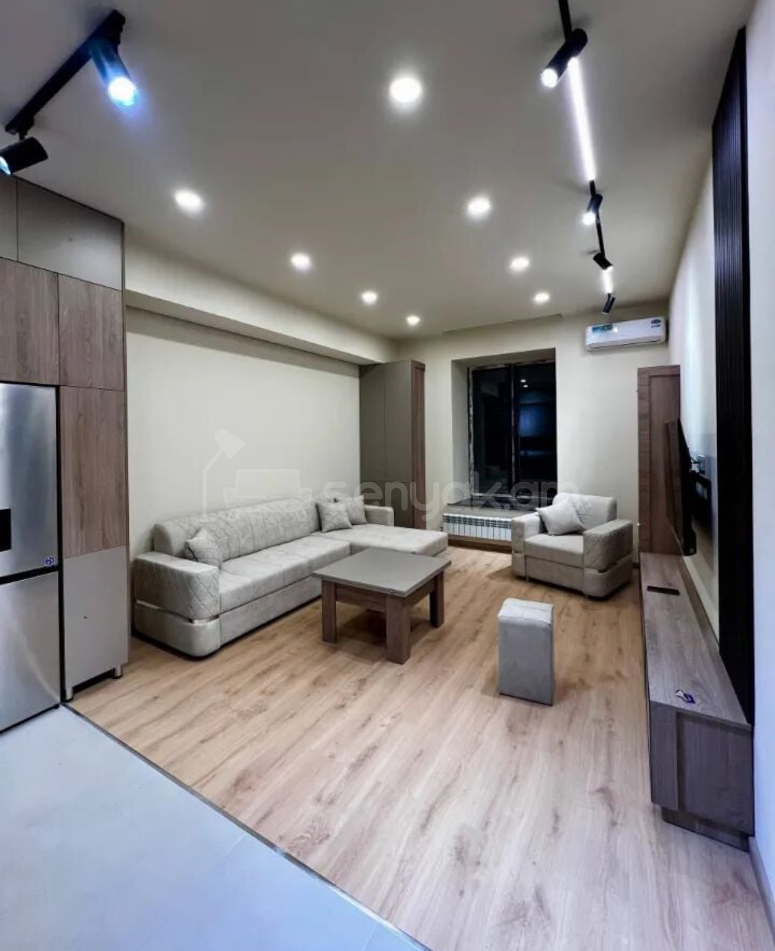 2 Սենյականոց Բնակարան Նորակառույցում, 45քմ, 2/15 հարկ, Դիզայներական Վերանորոգված, Կահավորված