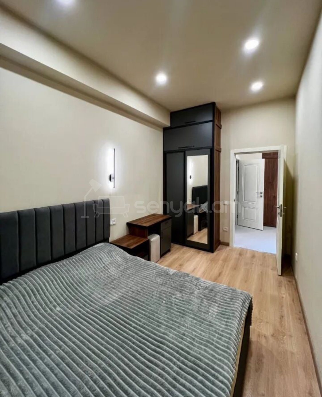 2 Սենյականոց Բնակարան Նորակառույցում, 45քմ, 2/15 հարկ, Դիզայներական Վերանորոգված, Կահավորված