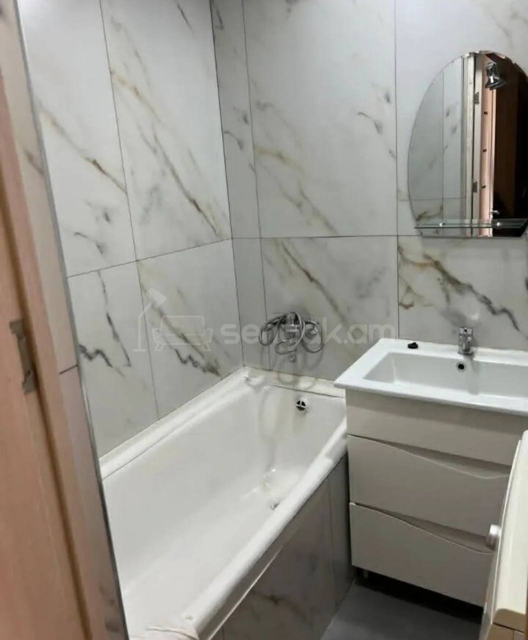 3 Սենյականոց Բնակարան, 64քմ, 8/9 հարկ, Կապիտալ Վերանորոգված, Կահավորված, Արևկող