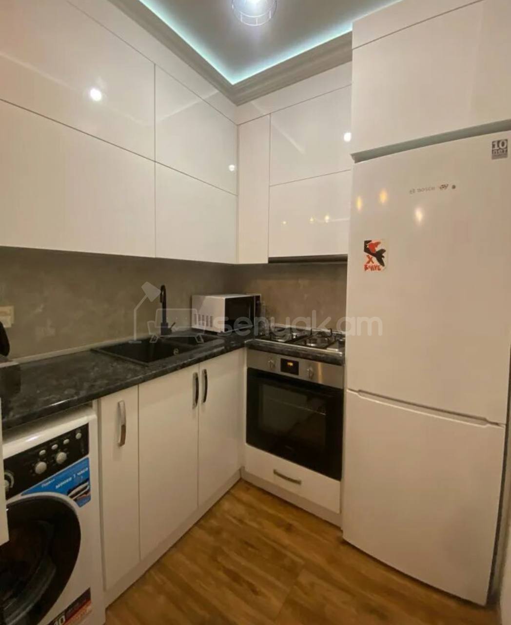 2 Սենյականոց Բնակարան, 55քմ, 4/7 հարկ, Կապիտալ Վերանորոգված, Կահավորված, Արևկող