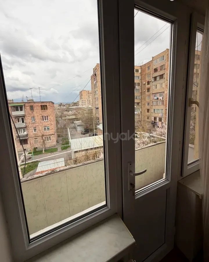 3 Սենյականոց Բնակարան, 75քմ, 4/4 հարկ, Դիզայներական Վերանորոգված