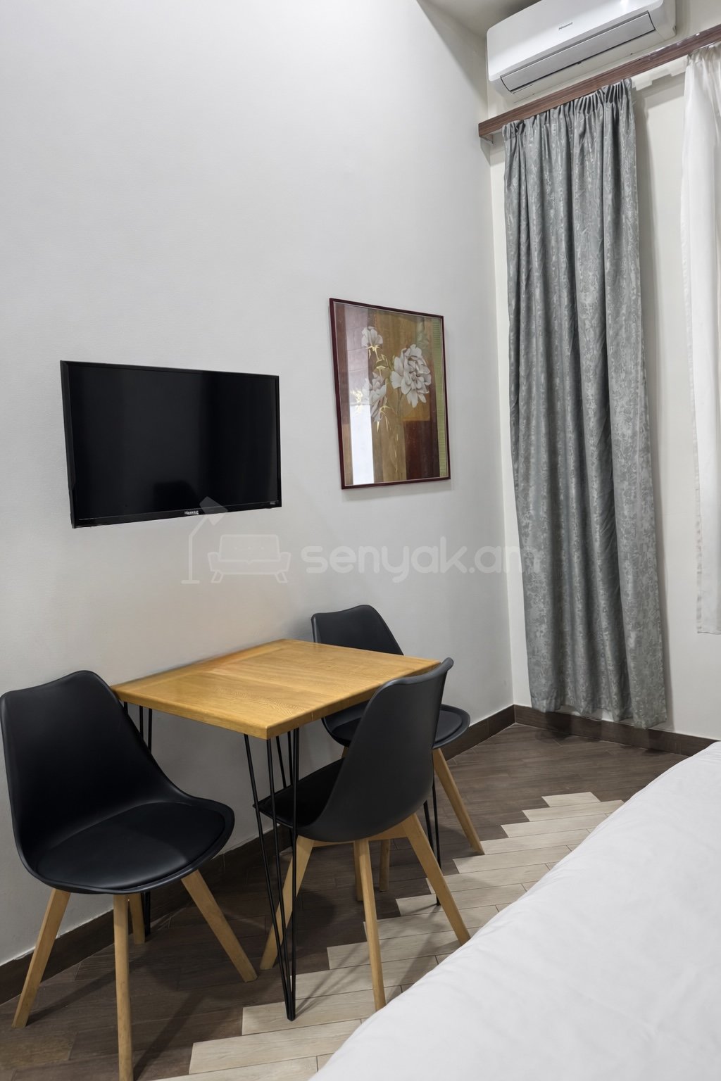 1 Սենյականոց Բնակարան Նորակառույցում, 20քմ, 1/3 հարկ, Դիզայներական Վերանորոգված