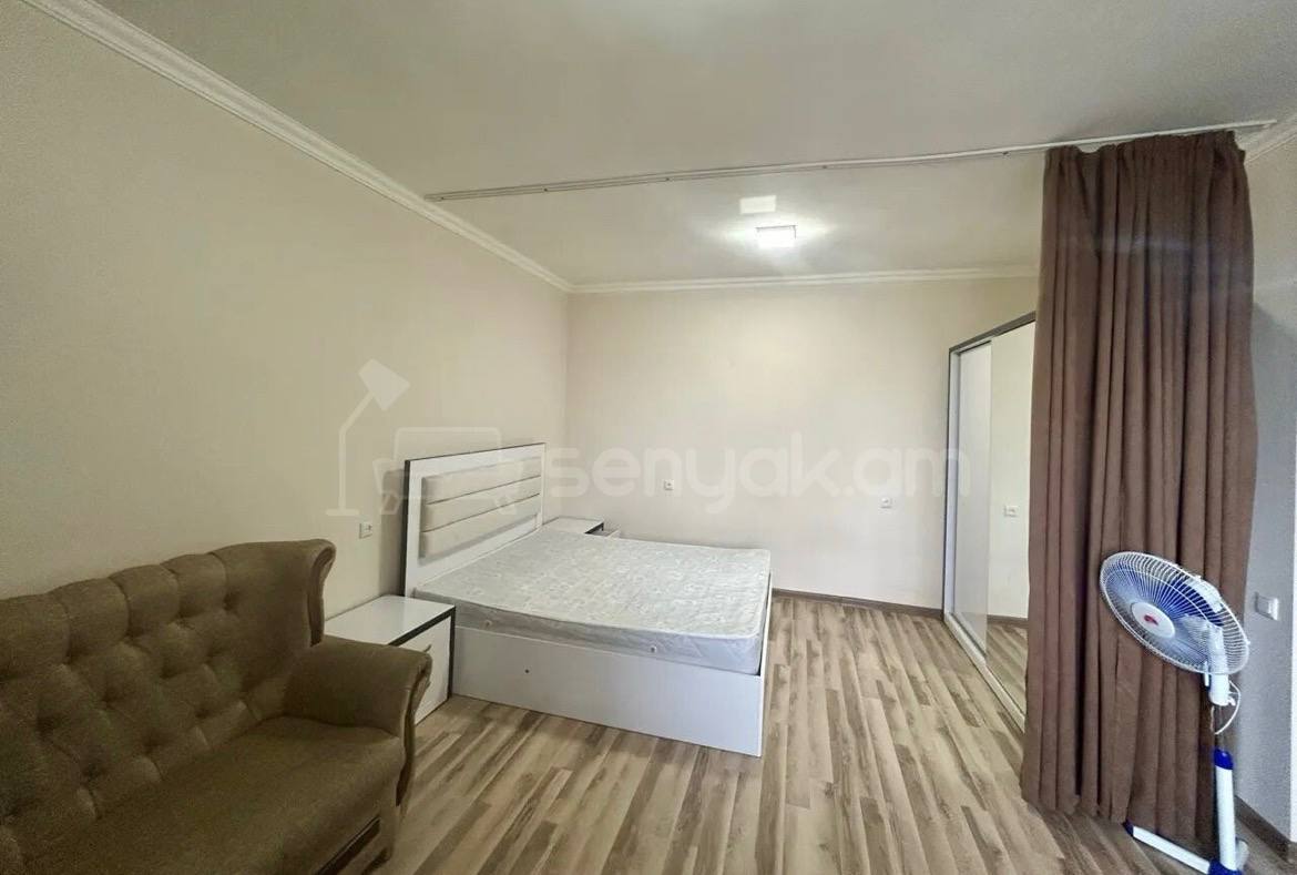 1 Սենյականոց Բնակարան, 47քմ, 9/16 հարկ, Կապիտալ Վերանորոգված, Կահավորված, Արևկող