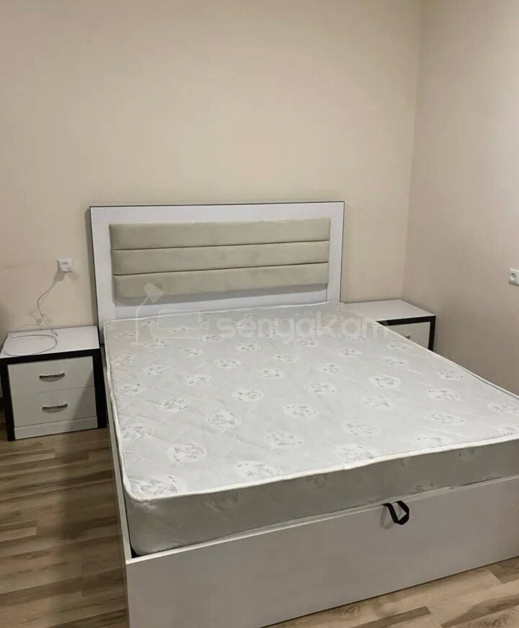 1 Սենյականոց Բնակարան, 47քմ, 9/16 հարկ, Կապիտալ Վերանորոգված, Կահավորված, Արևկող