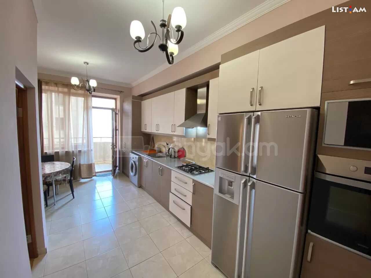 4 Սենյականոց Բնակարան Նորակառույցում, 151քմ, 13/14 հարկ, Կապիտալ Վերանորոգված