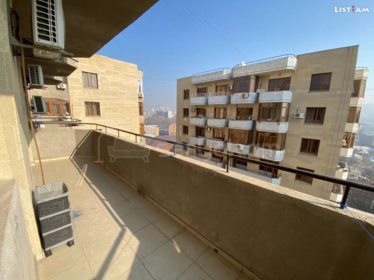 4 Սենյականոց Բնակարան Նորակառույցում, 151քմ, 13/14 հարկ, Կապիտալ Վերանորոգված