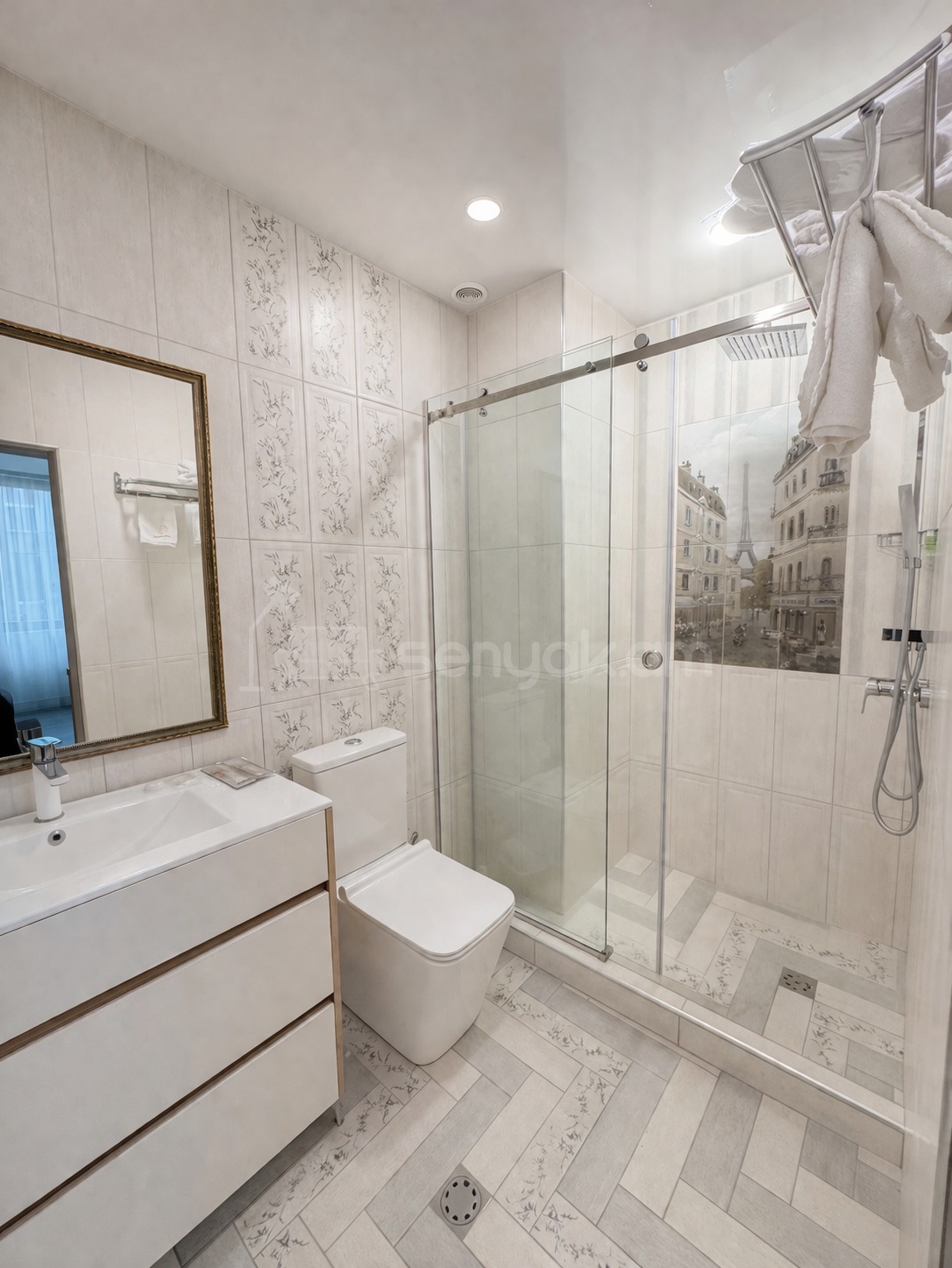 3 Սենյականոց Բնակարան Նորակառույցում, 30քմ, 3/3 հարկ, Դիզայներական Վերանորոգված