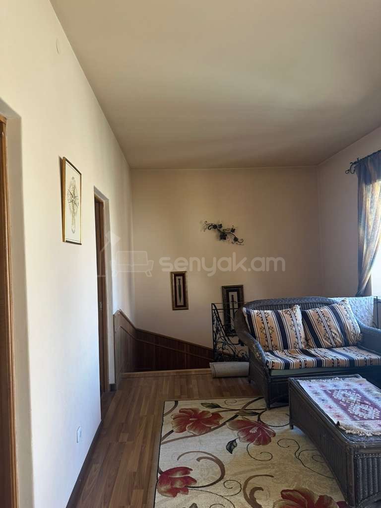 6 Սենյականոց Սեփական Տուն, 320քմ, Կապիտալ Վերանորոգված