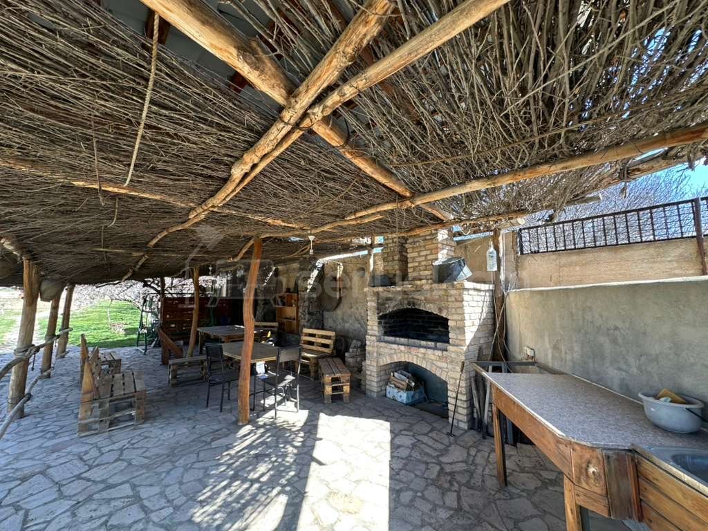 6 Սենյականոց Սեփական Տուն, 320քմ, Կապիտալ Վերանորոգված