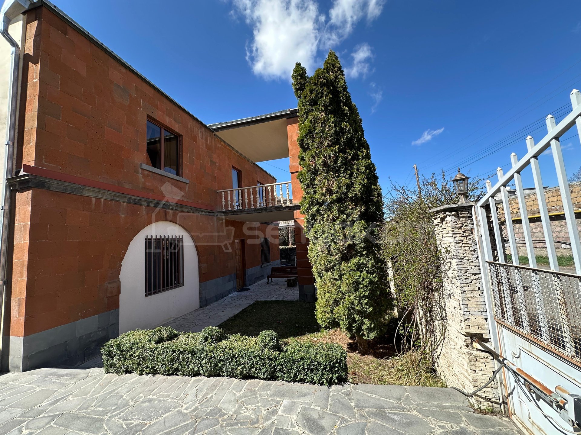 6 Սենյականոց Սեփական Տուն, 320քմ, Կապիտալ Վերանորոգված