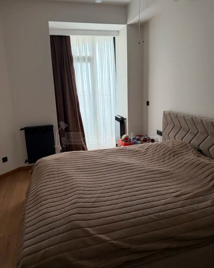 4 Սենյականոց Բնակարան Նորակառույցում, 126քմ, 14/17 հարկ, Դիզայներական Վերանորոգված