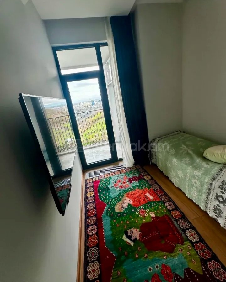 4 Սենյականոց Բնակարան Նորակառույցում, 126քմ, 14/17 հարկ, Դիզայներական Վերանորոգված