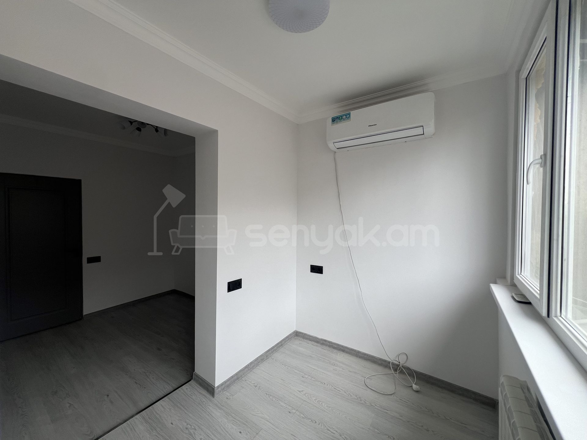 1 Սենյականոց Բնակարան, 35քմ, 4/9 հարկ, Կապիտալ Վերանորոգված