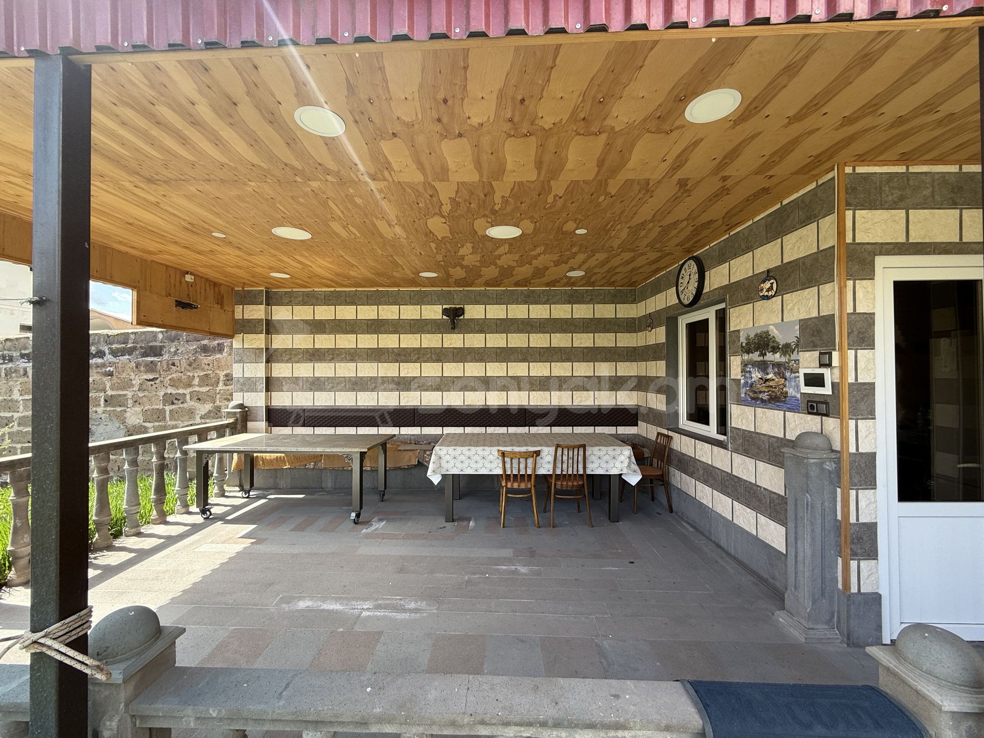 6 Սենյականոց Շքեղ Առանձնատուն, 500քմ, Ավտոտնակով