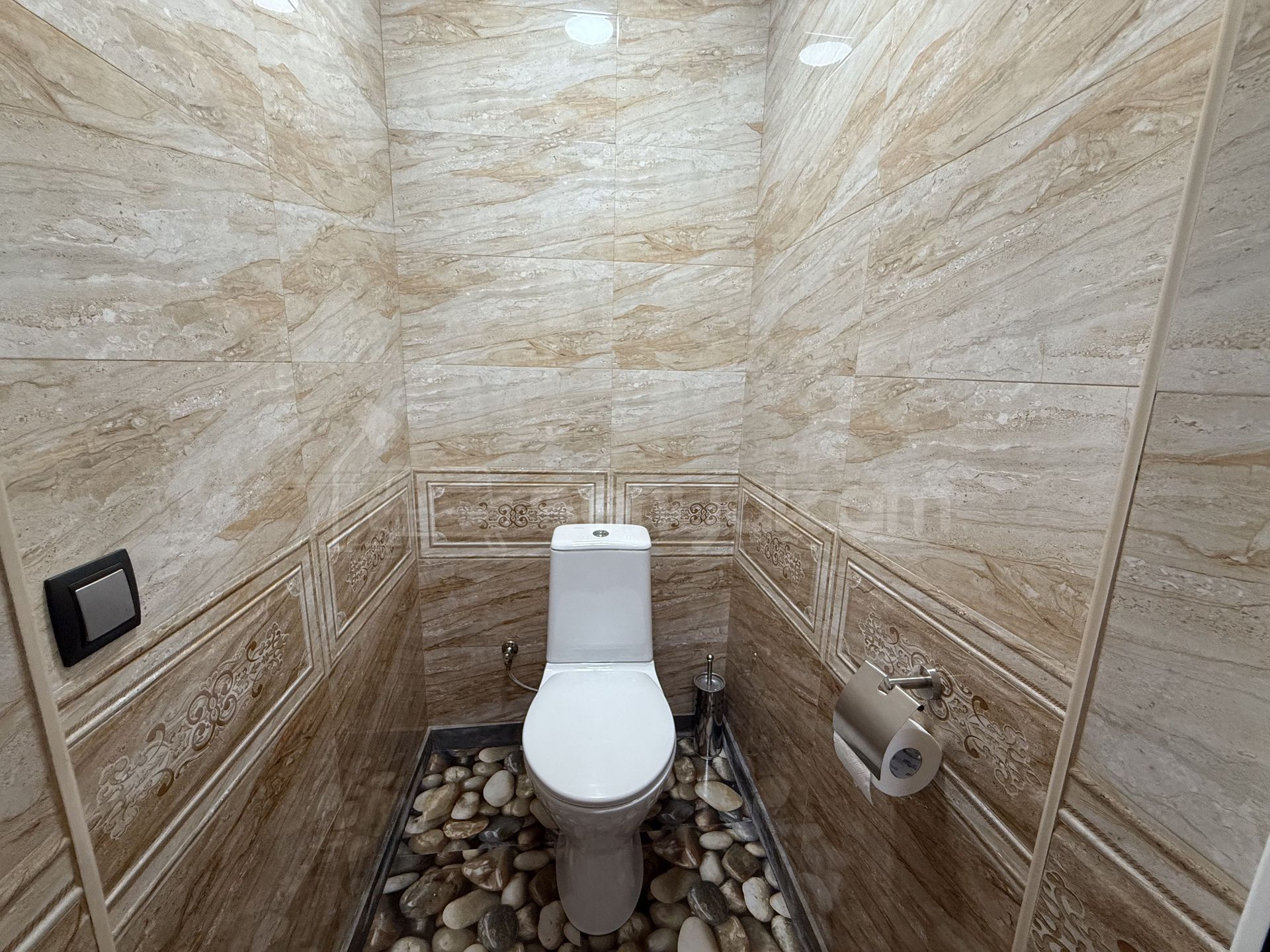 6 Սենյականոց Շքեղ Առանձնատուն, 500քմ, Ավտոտնակով