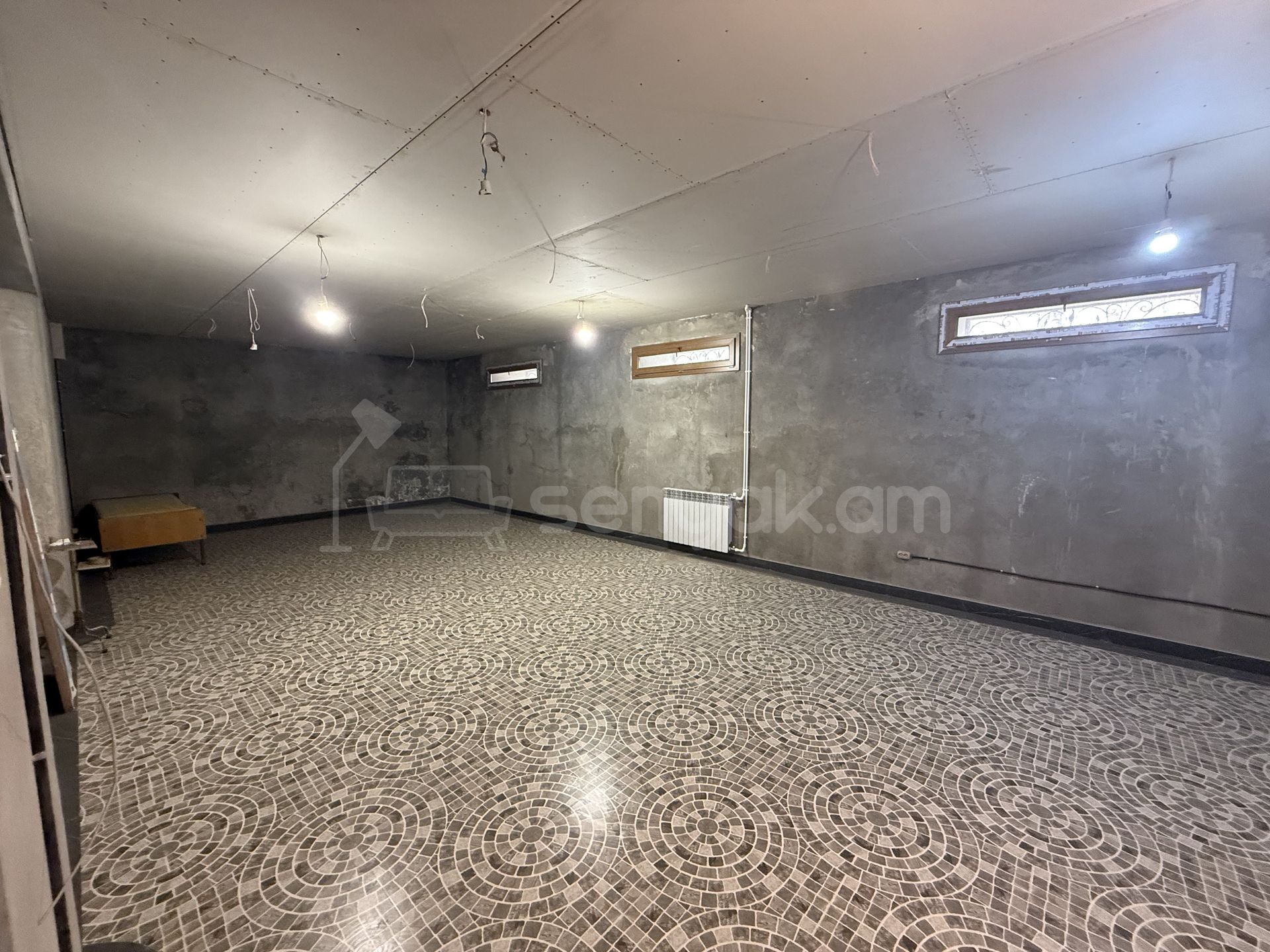 6 Սենյականոց Շքեղ Առանձնատուն, 500քմ, Ավտոտնակով