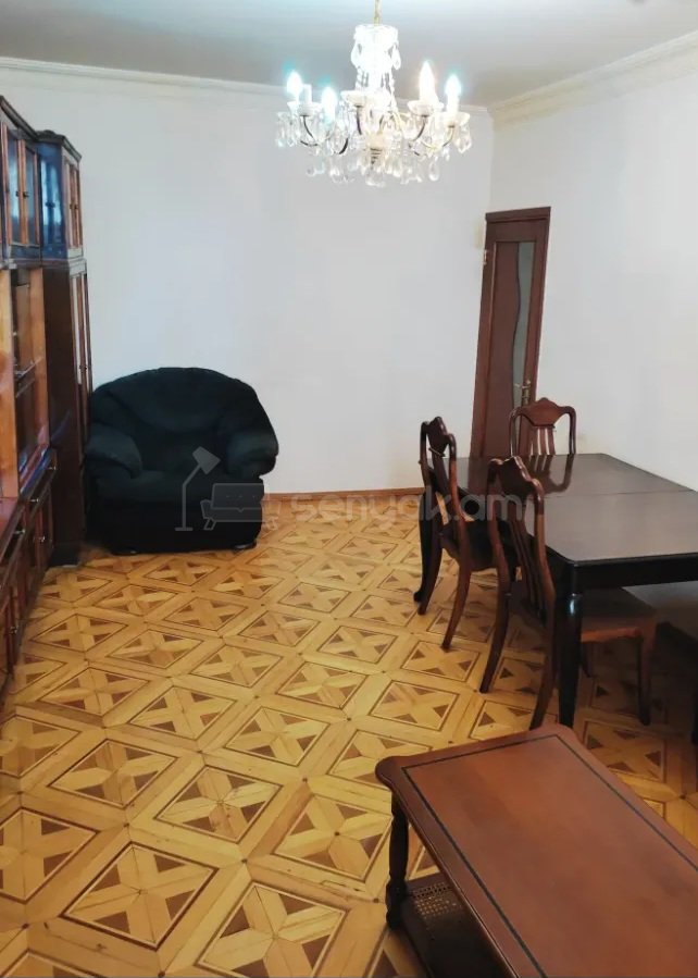 3 Սենյականոց Բնակարան, 77քմ, 5/9 հարկ, Պետական Վիճակում