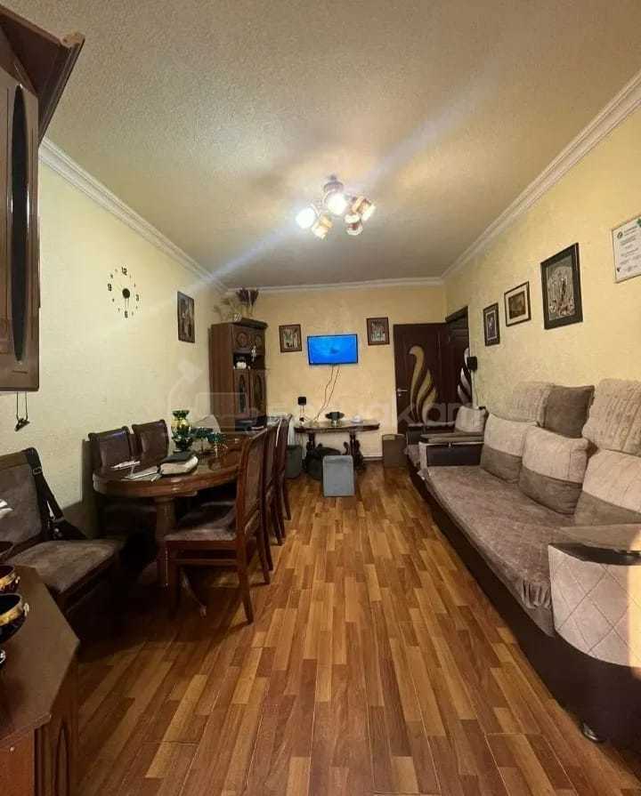 2 Սենյականոց Բնակարան Քարե Շենքում, 55քմ, 5/5 հարկ, Կապիտալ Վերանորոգված