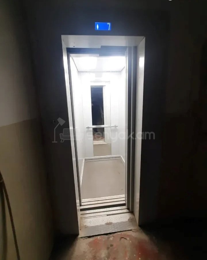 2 Սենյականոց Բնակարան, 51քմ, 8/9 հարկ, Կապիտալ Վերանորոգված