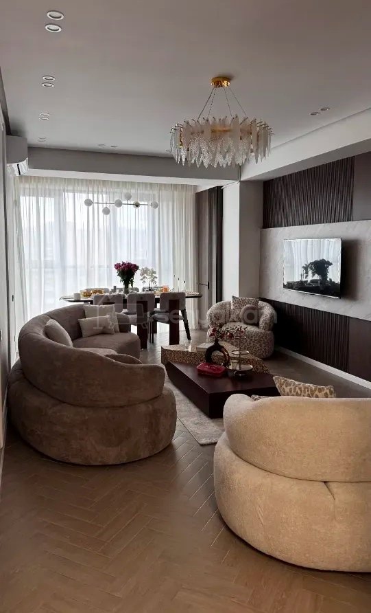 2 Սենյականոց Բնակարան Նորակառույցում, 73քմ, 16/18 հարկ, Կապիտալ Վերանորոգված