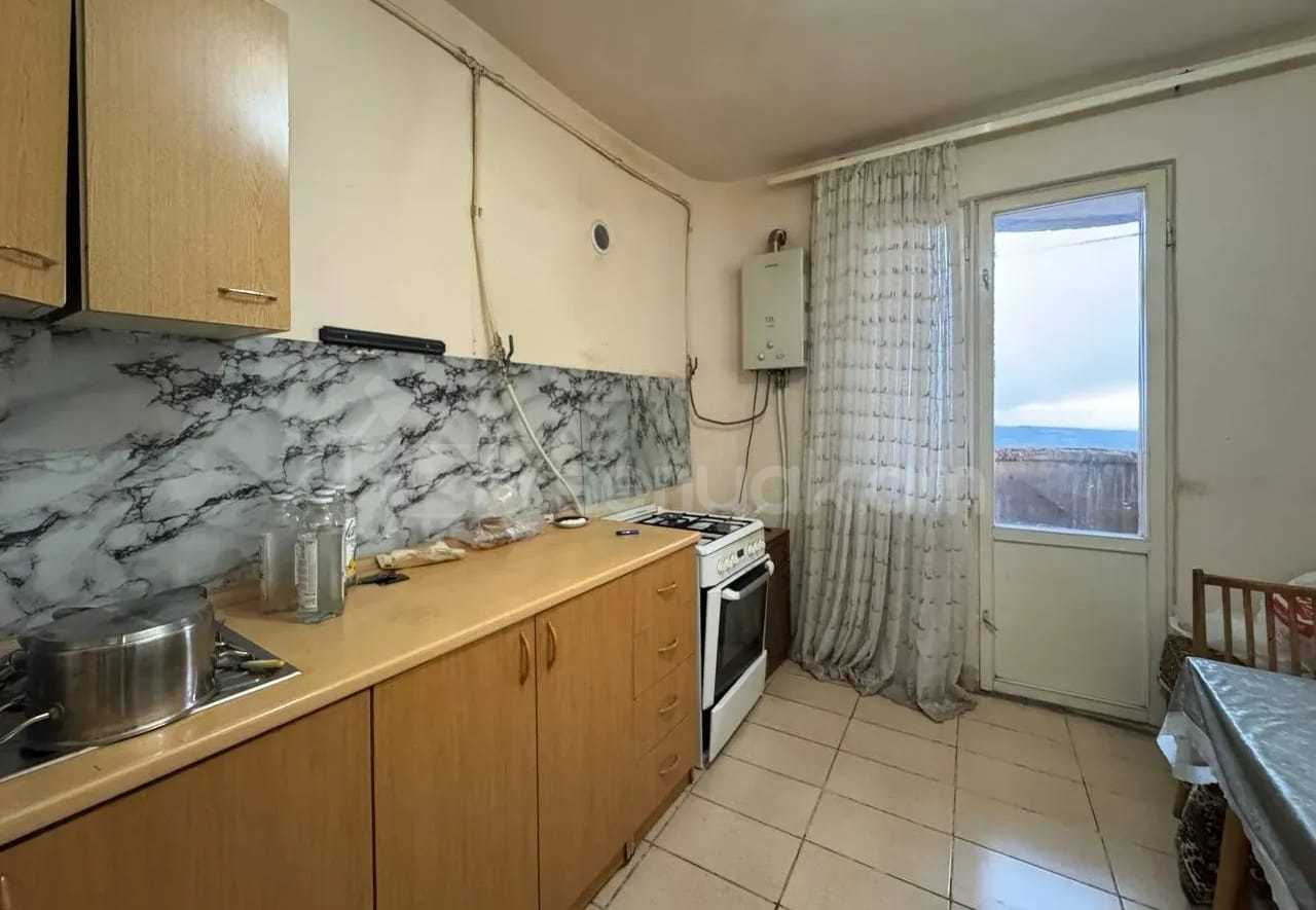 3 Սենյականոց Բնակարան, 82քմ, 13/16 հարկ, Նորմալ Վիճակում